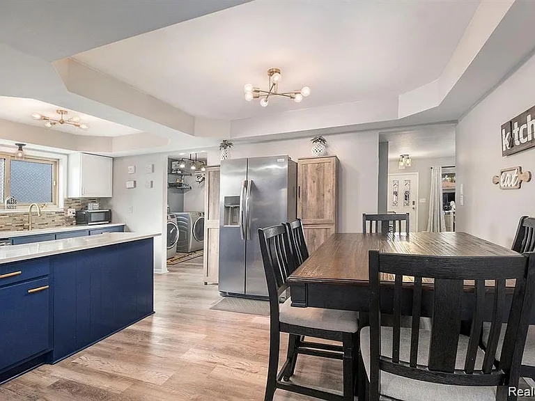 41720 Mary Kay Dr — Photo 12