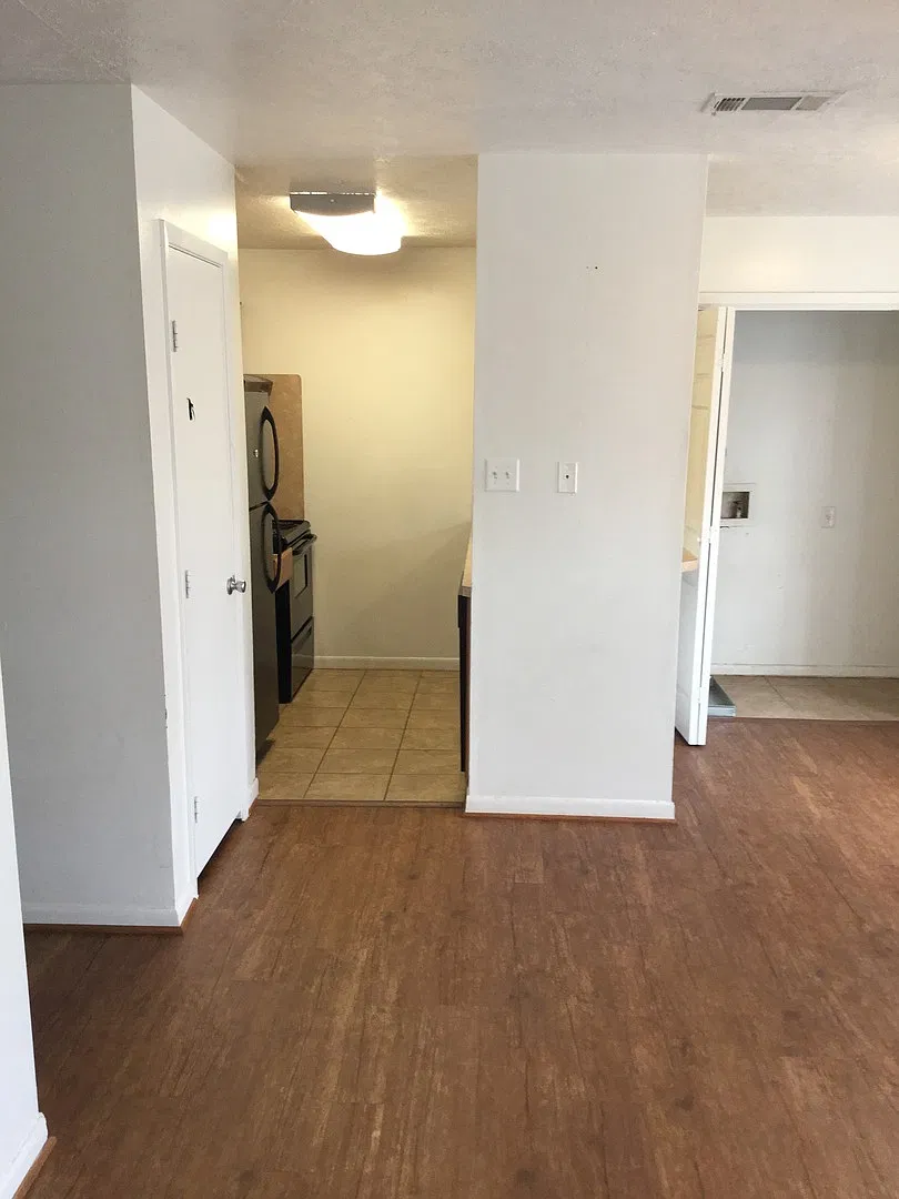 2511PR — Photo 3