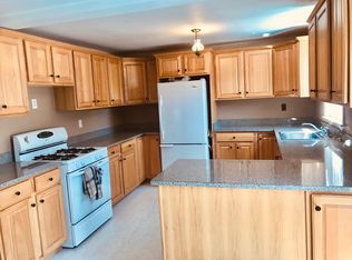15 Indian Neck Rd, Wareham, MA 02571