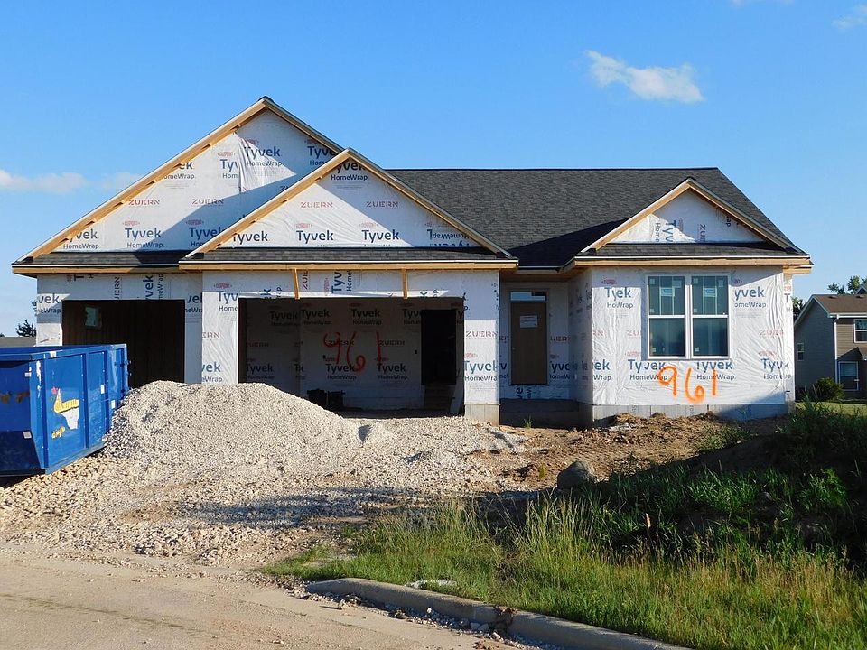 1st image of 961 Horseshoe COURT
