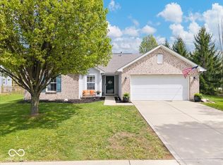 7260 Blue Ridge Dr, Noblesville, IN 46062