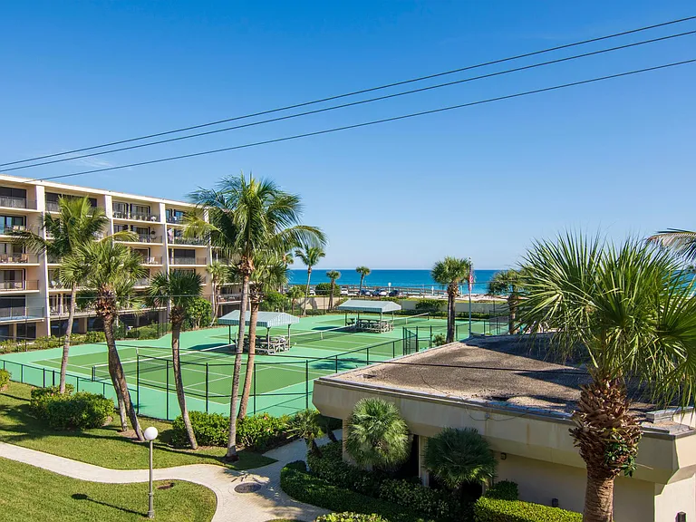 3939 Ocean Dr #307C — Photo 22
