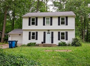 4488 Mapleview Dr, Vermilion, OH 44089