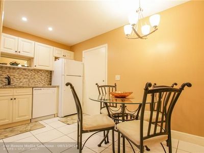 4770 NW 21st St APT 111, Lauderhill, FL, 33313