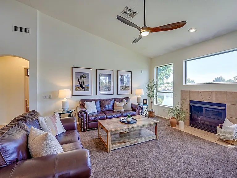 1681 W Crescent Way — Photo 19
