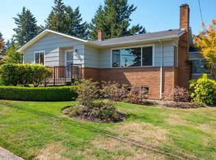 935 NE 239th Pl, Wood Village, OR 97060