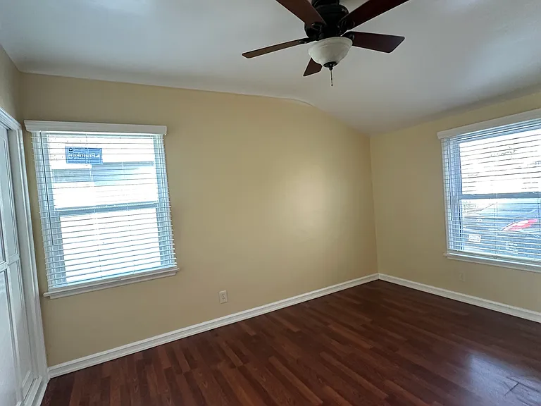 529 S Keenan Ave — Photo 7