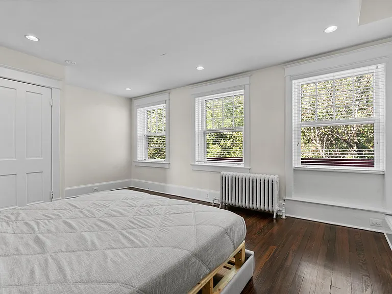 1754 Park Rd NW — Photo 17