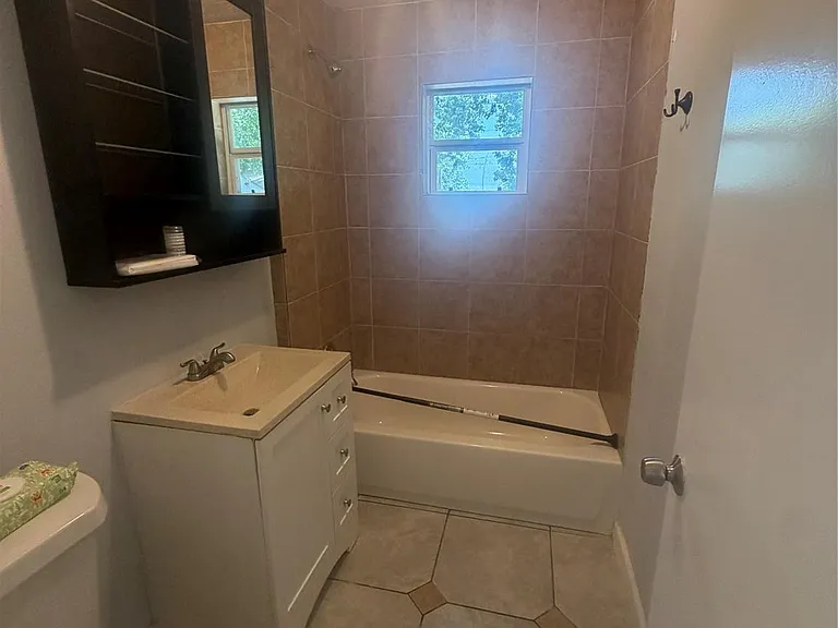 5047 Nassau Rd #A/B — Photo 24