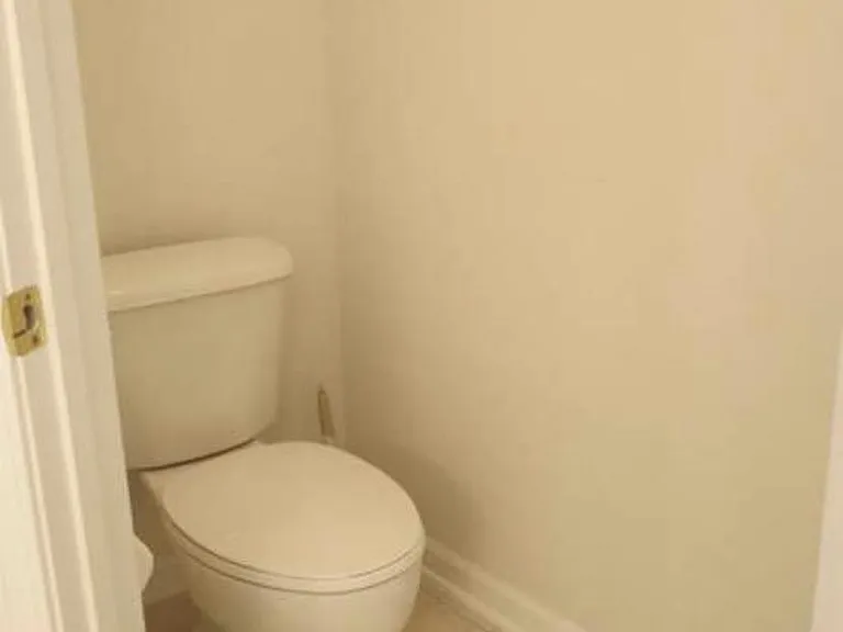 11171 Castlemain Cir W — Photo 11