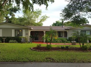 8300 SW 163rd St, Palmetto Bay, FL 33157