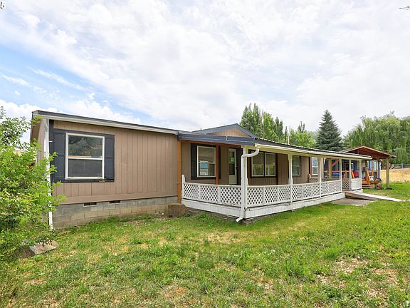 5th image of 309 Main St