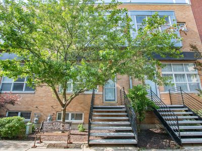 1811 N Rockwell St, Chicago, IL, 60647