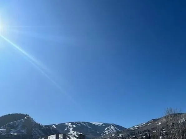 137 Benchmark Rd #208, Avon, CO 81620