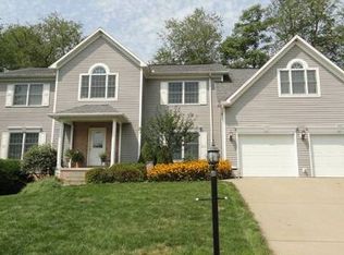 1039 Ashton Dr, Morgantown, WV 26508