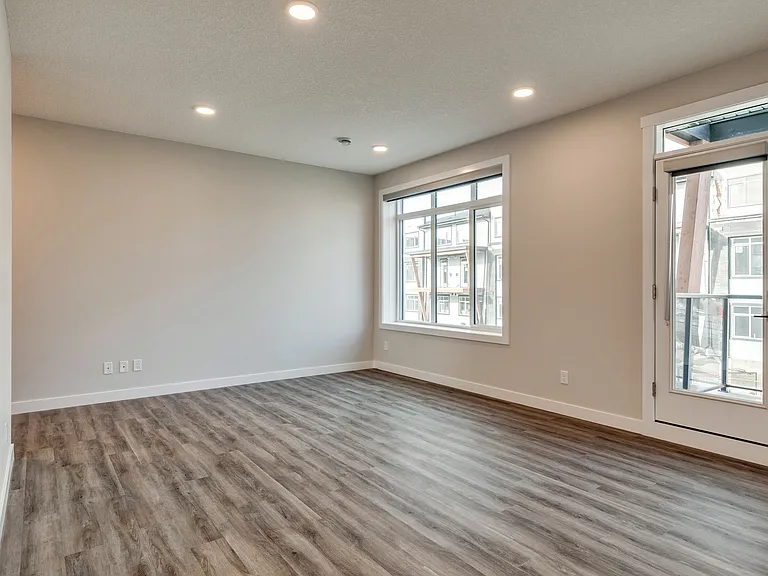 4613 Seton Dr SE — Photo 12