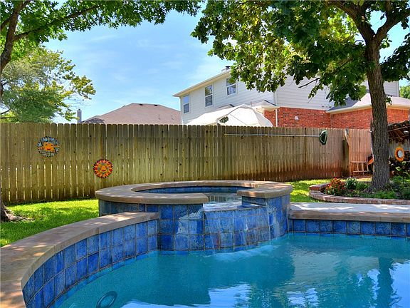 3rd image of 16747 Marsala Springs Dr
