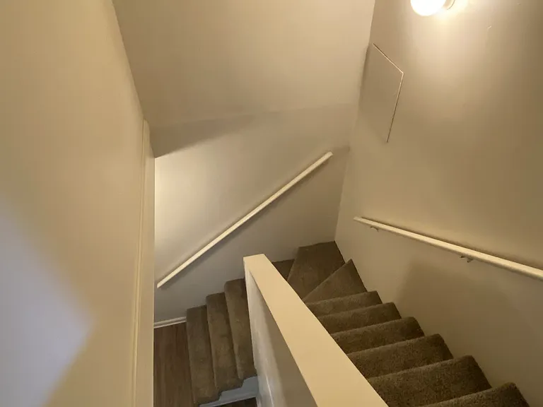 703 Montgomery St — Photo 10
