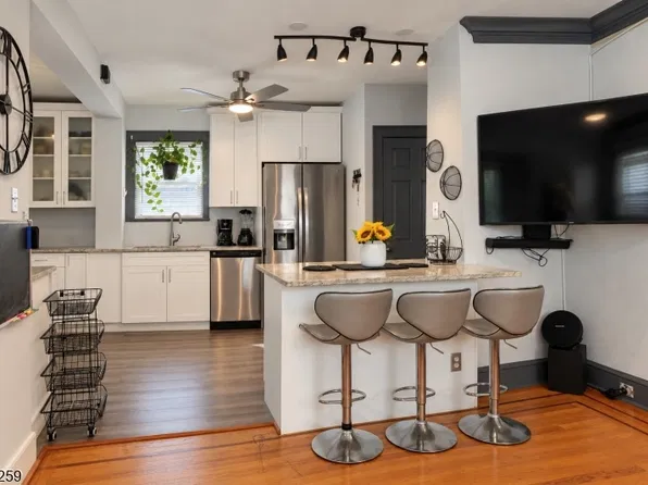 34 Hudson Ave, Maplewood Twp., NJ 07040