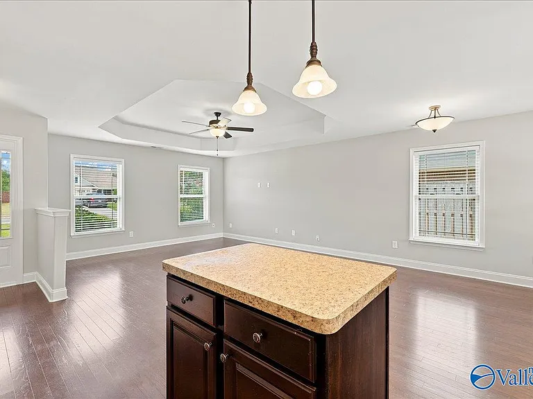 5015 Montauk Trl SE — Photo 17