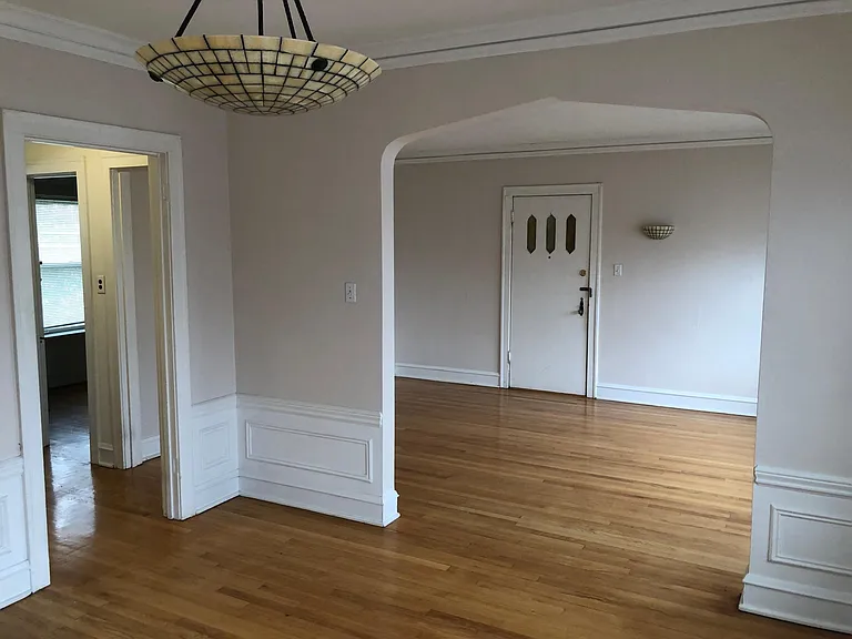 3854 Jerome Ave #3 — Photo 2