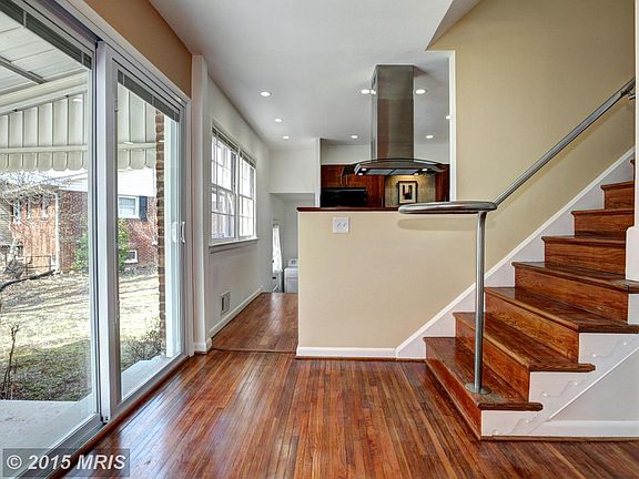 3rd image of 4200 Frankfort Dr