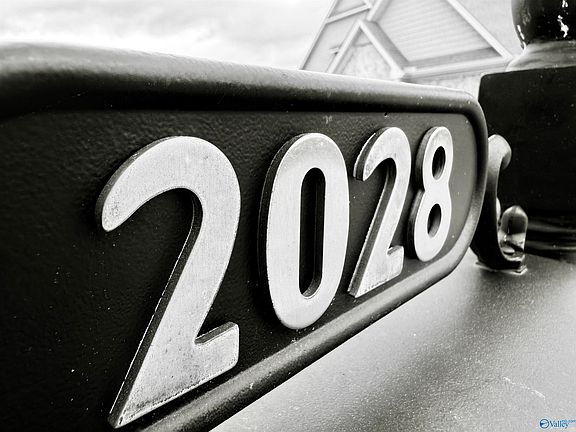 3rd image of 2028 Sarah Ln