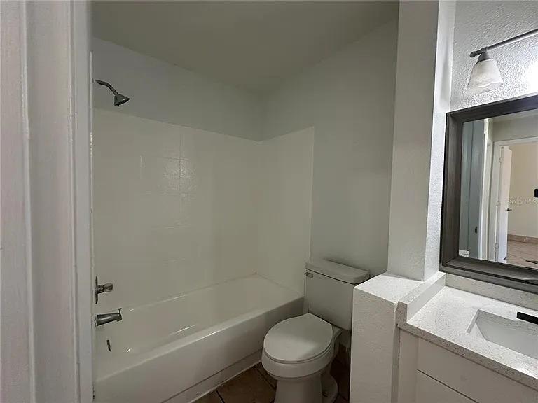 1000 Dolphin Dr — Photo 14