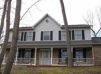 2nd image of 1110 White Pine Ln