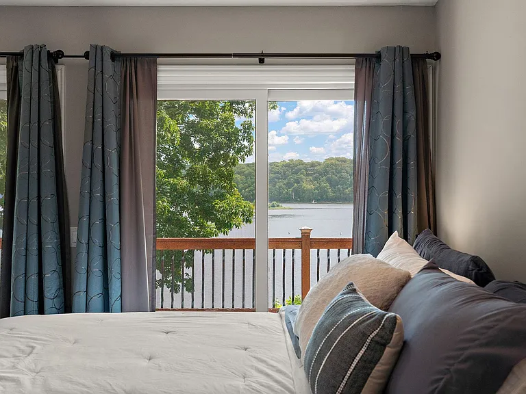 118 Lakeside Dr — Photo 20