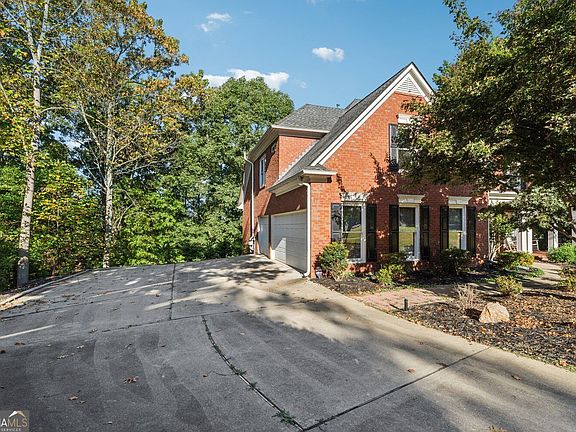 2nd image of 508 Huntington Pl
