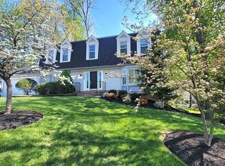 5247 Signal Hill Dr, Burke, VA 22015