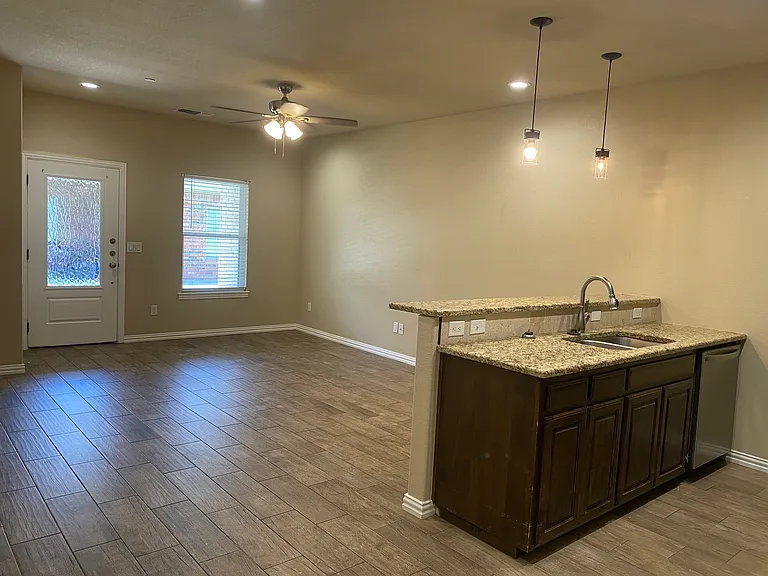 306 S Preston Rd #4 — Photo 5