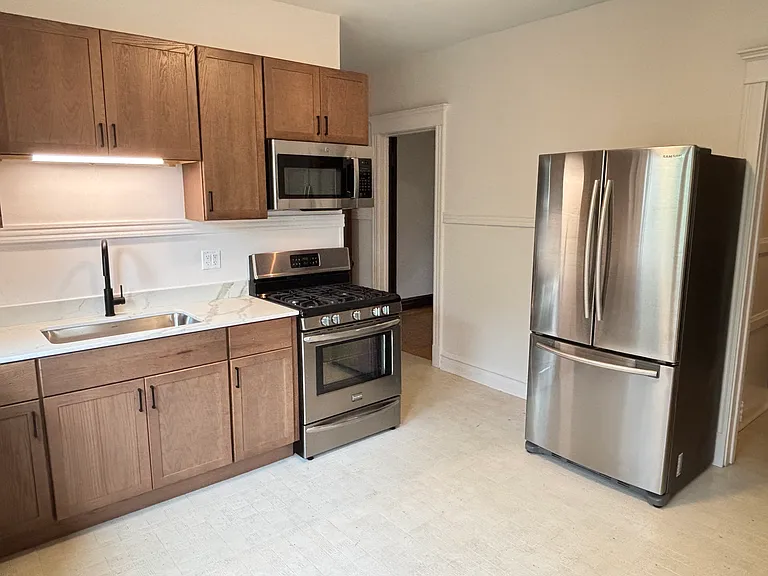 608 S Grove Ave #1 — Photo 13