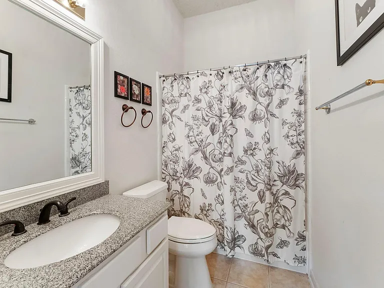 74 Shannon Green Ct — Photo 17