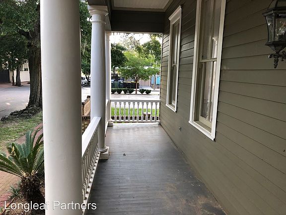 4th image of 117 W Waldburg St #A