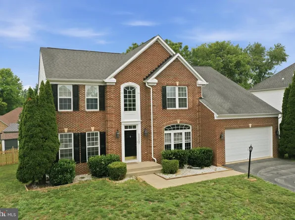 11257 Suffolk Dr, Hagerstown, MD 21742