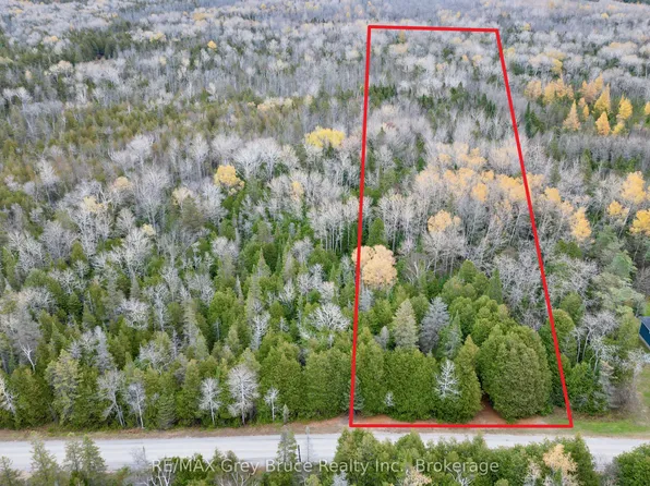 44 Stokes Bay Rd, Northern Bruce Peninsula, ON N0H 1W0