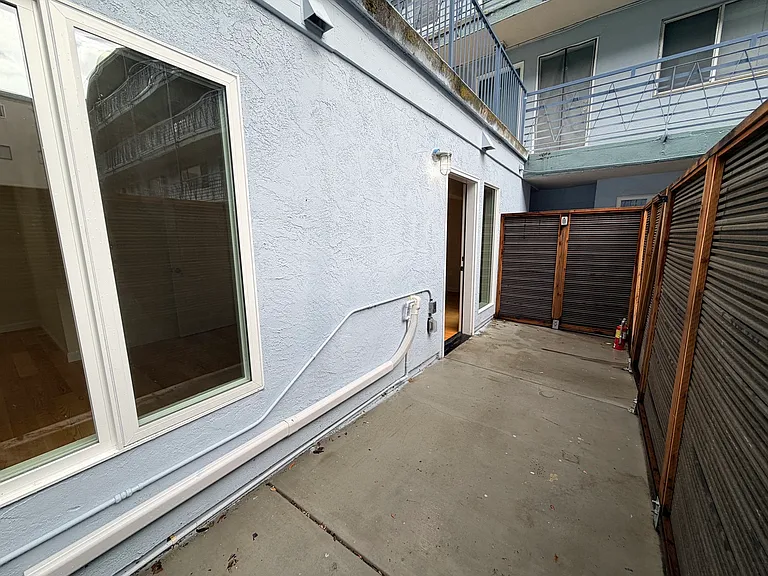 411 Fairmount Avenue — Photo 67