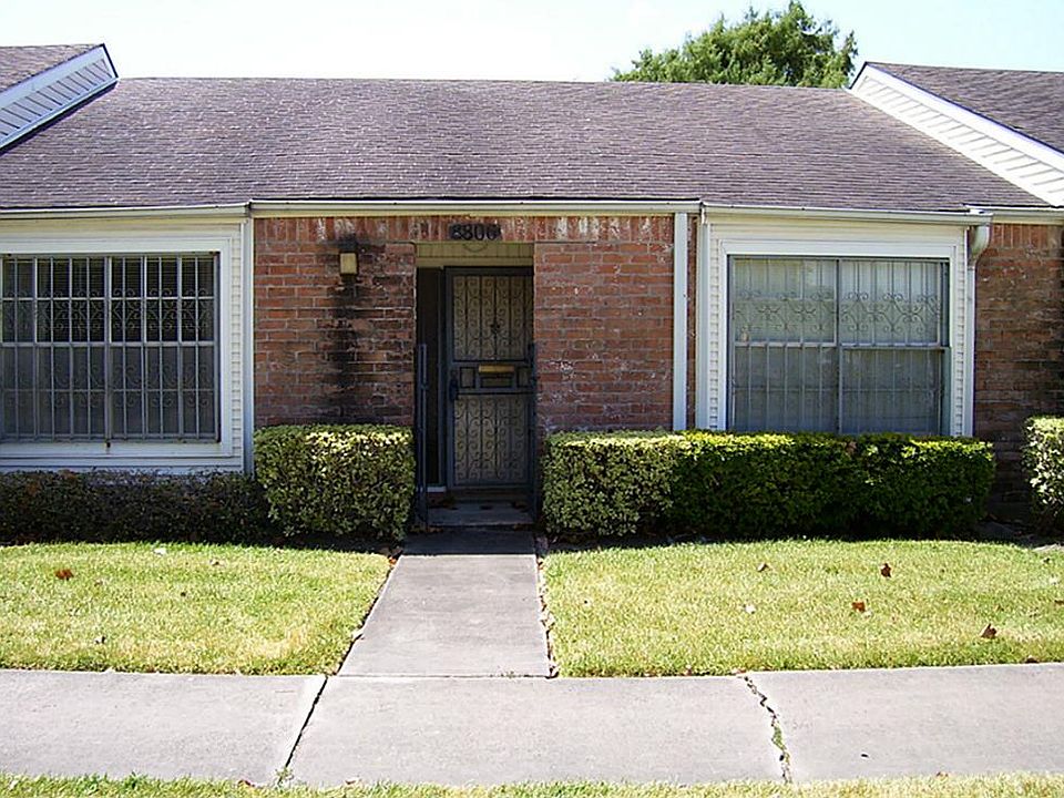 1st image of 8806 Wilcrest Dr #8806
