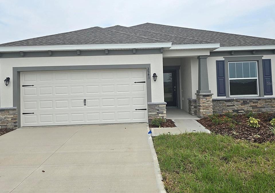 1st image of 2543 Selenia St