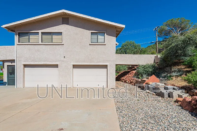 Studio, 1.0 bath, 700 sqft, $1,500 — Photo 3