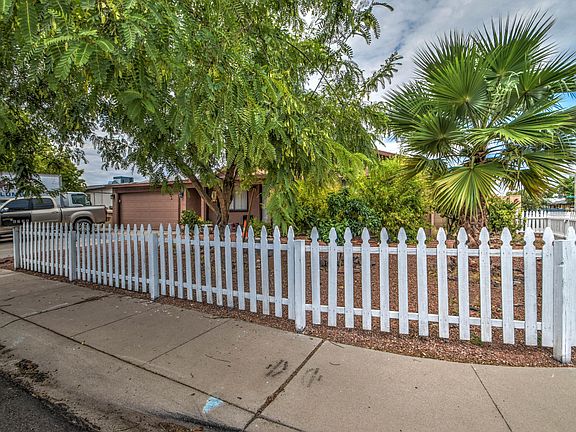 3rd image of 6718 W San Juan Ave