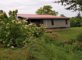 31360 Painter Ridge Rd, Vinton, OH 45686