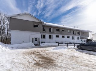 26 Herman Ave Unit 36, Huntsville, ON P1H 1J8