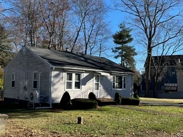 38 Colonial Rd, Webster, MA 01570