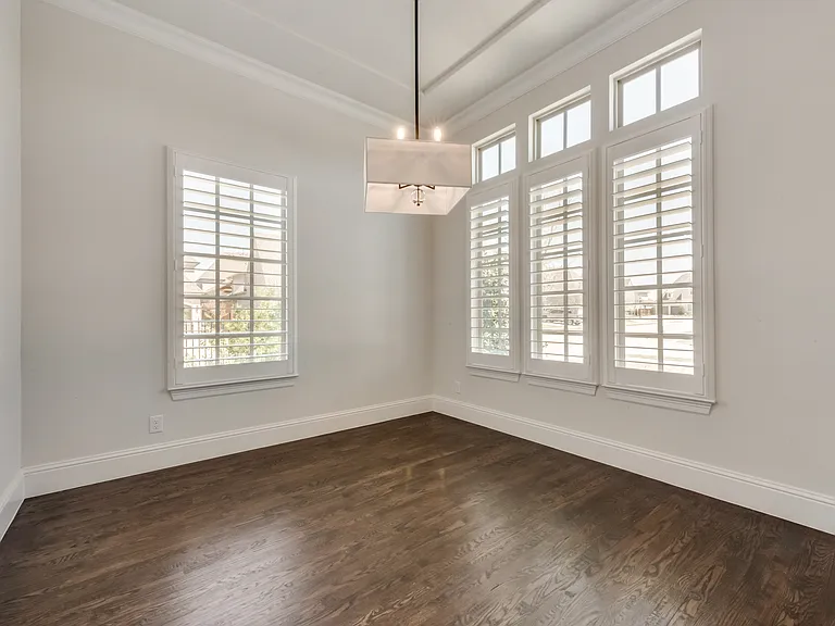 6887 Tranquility Ct — Photo 32