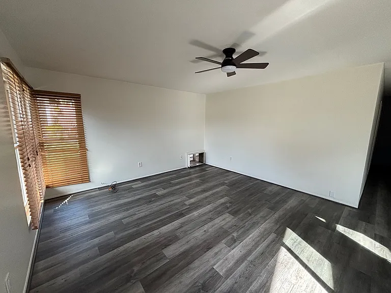 1800 E Heim Ave #44 — Photo 2
