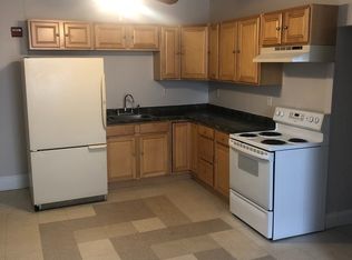 54 Hamlet Ave APT 2, Woonsocket, RI 02895