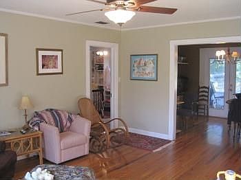 2nd image of 1522 Colonial Dr